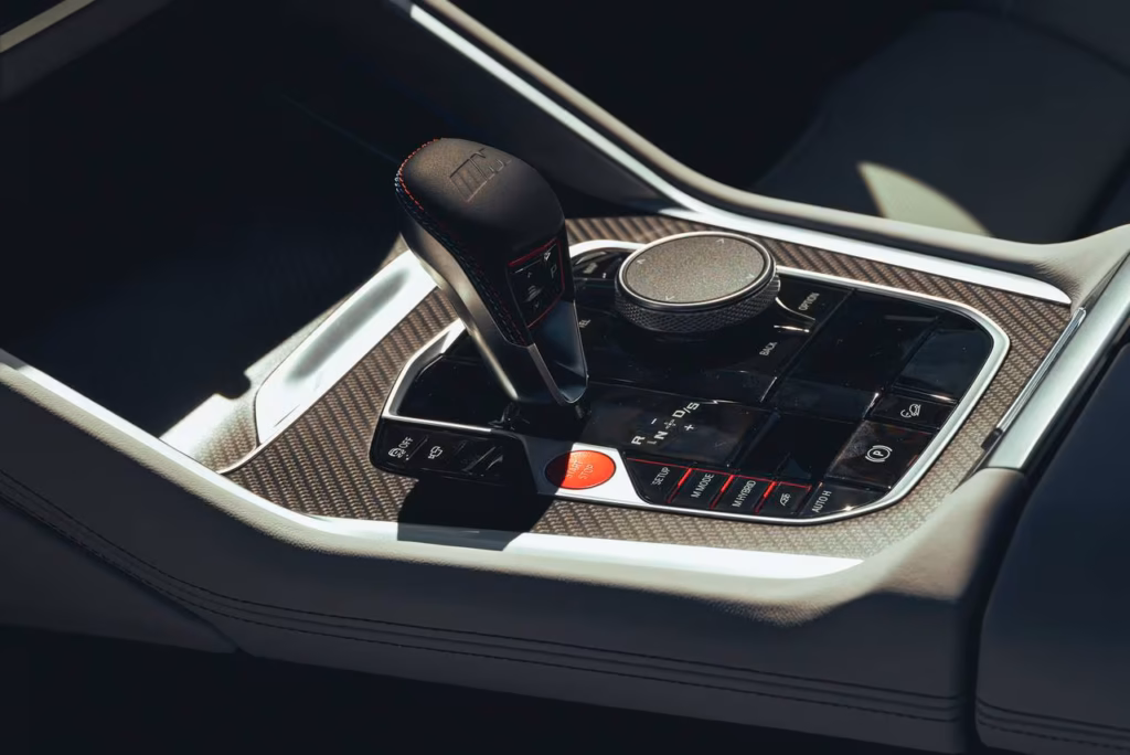 2025 BMW XM WHITE