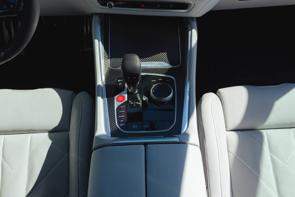 2025 BMW XM WHITE